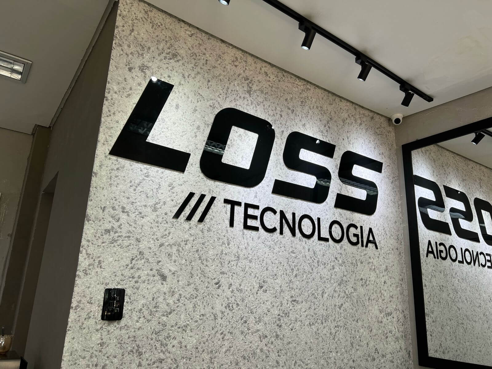06 loss 25.jpg